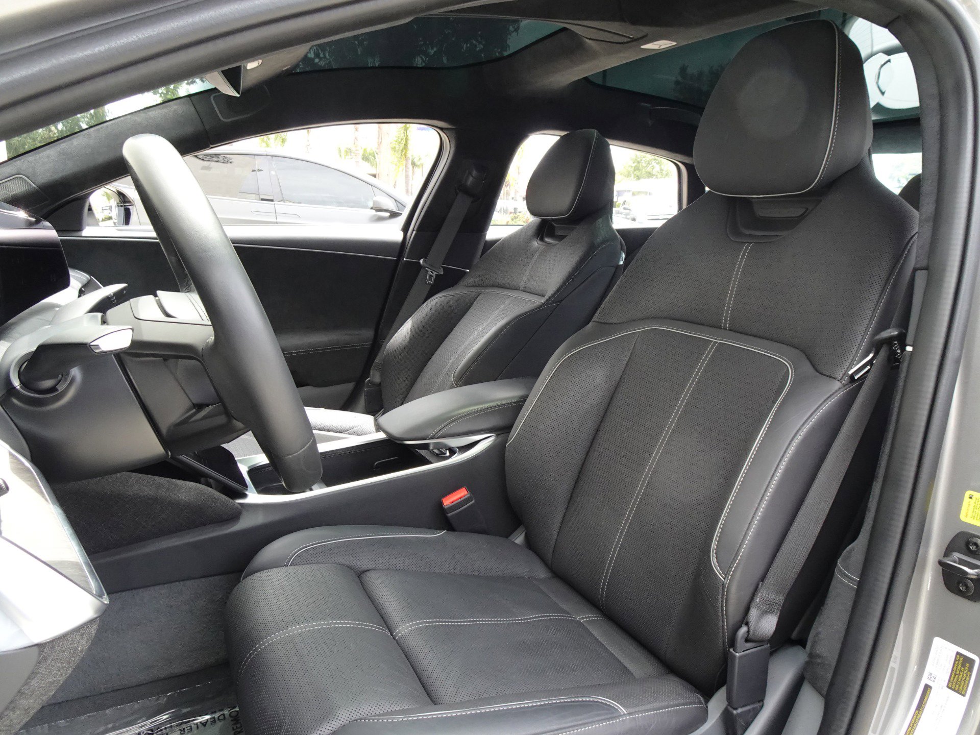 Used 2023 Lucid Air Grand Touring AWD/4WD image 12