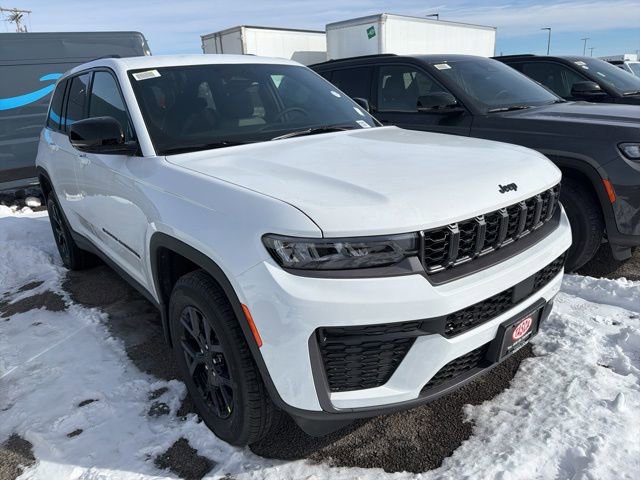 New 2026 Jeep Grand Cherokee Altitude