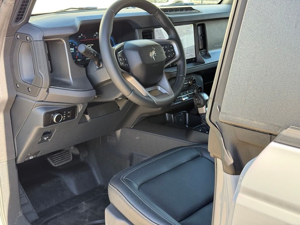 New 2026 Ford Bronco Badlands w/ Sasquatch Package AWD/4WD image 6