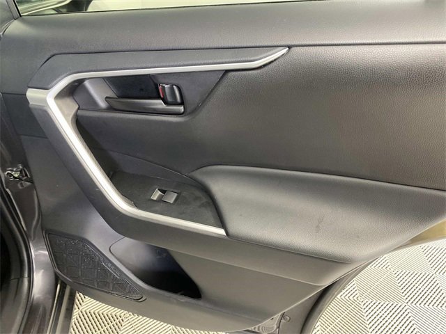 Used 2025 Toyota RAV4 LE image 22