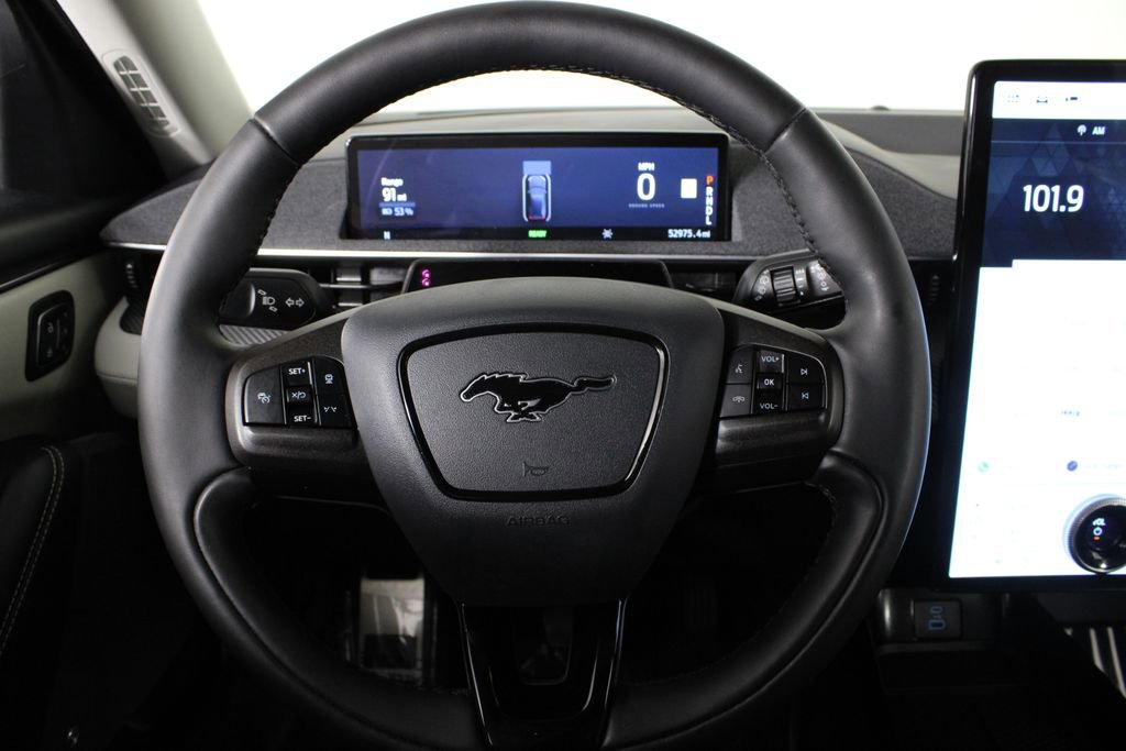 Used 2021 Ford Mustang Mach-E Premium image 8