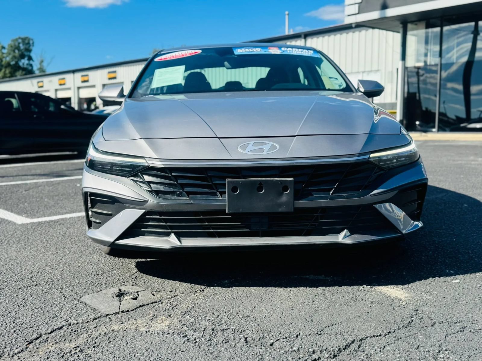 Used 2025 Hyundai Elantra SEL FWD image 5