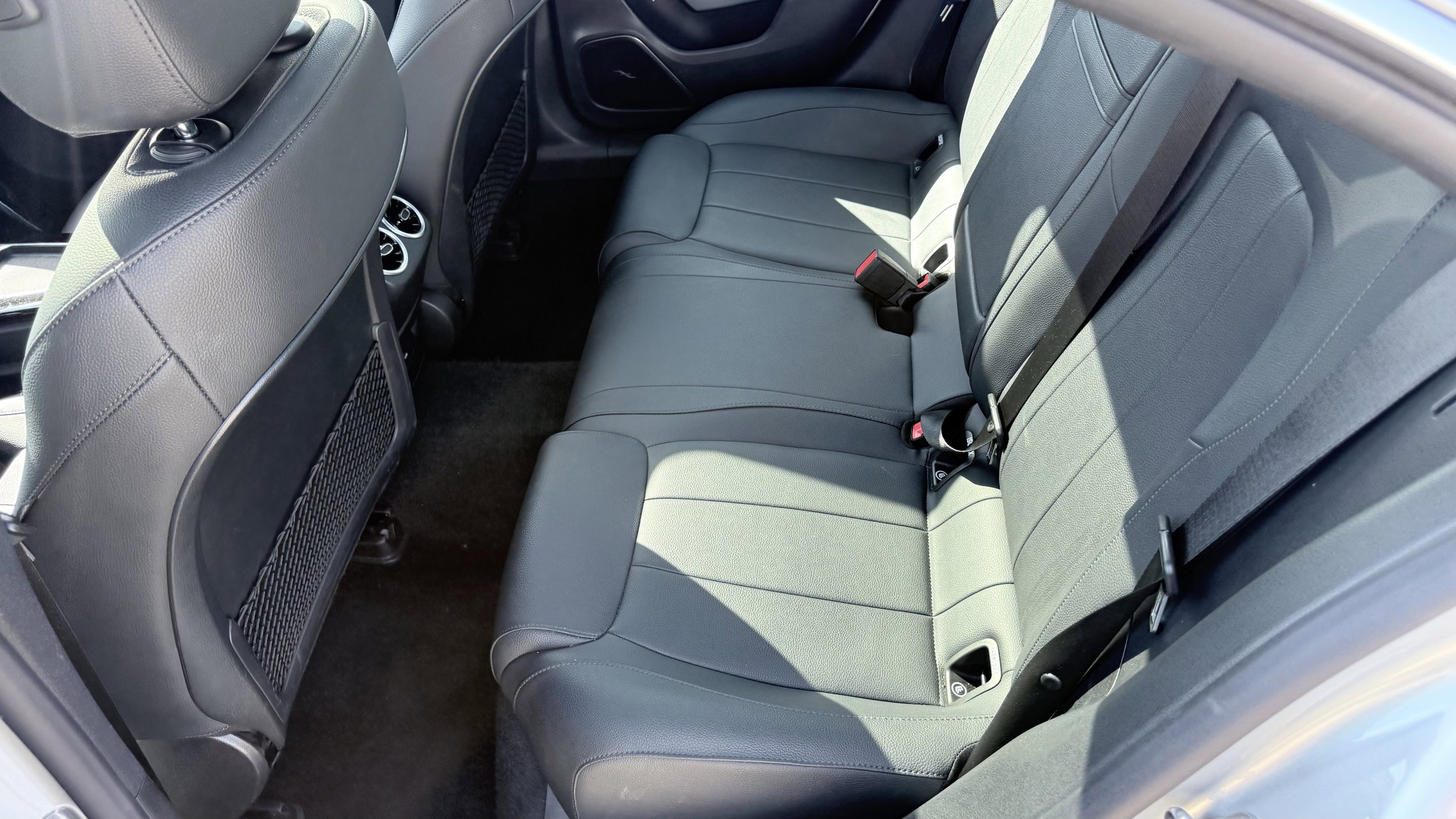 Used 2025 Mercedes-Benz CLA 250 image 39