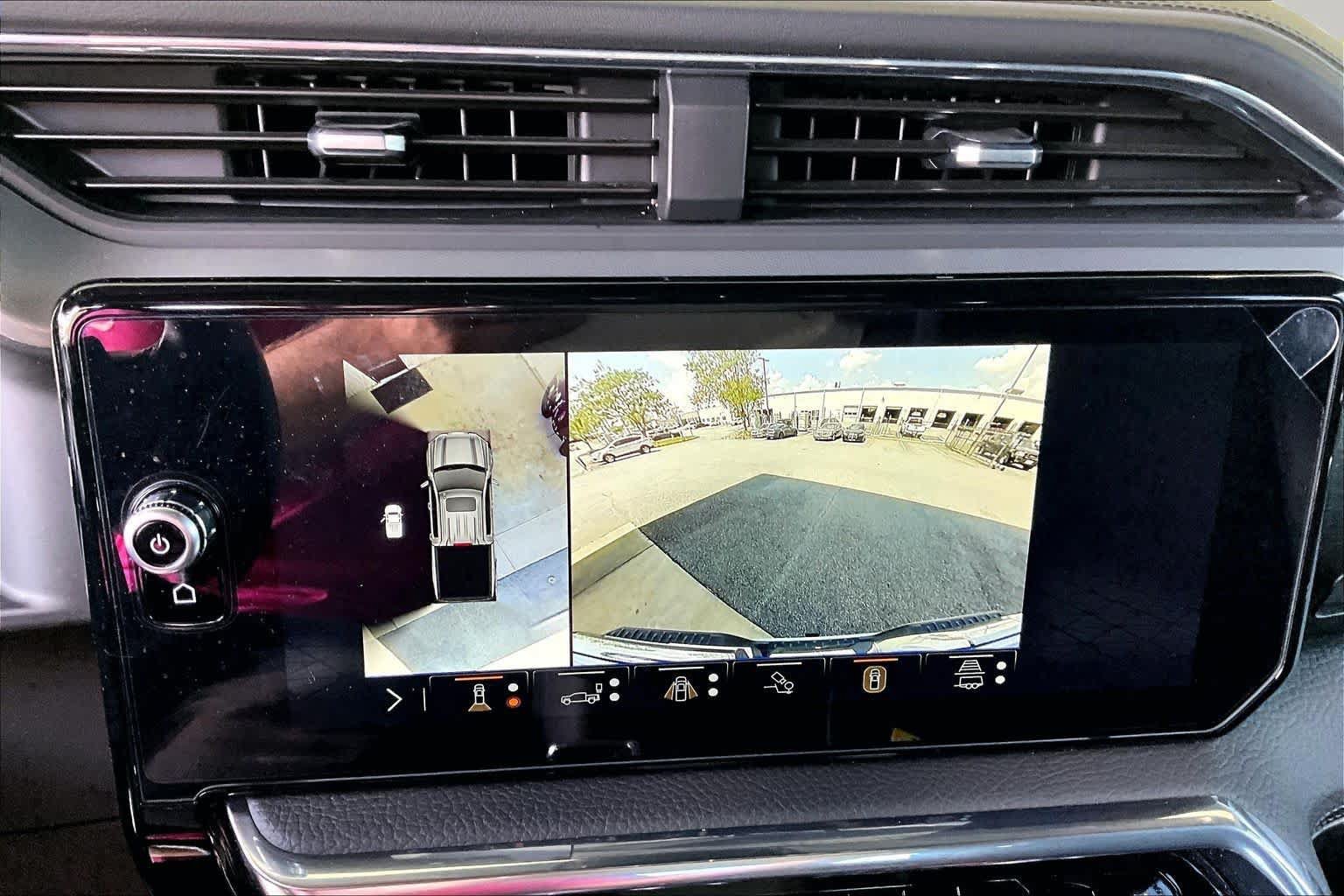 Used 2025 GMC Sierra 1500 Denali AWD/4WD image 29