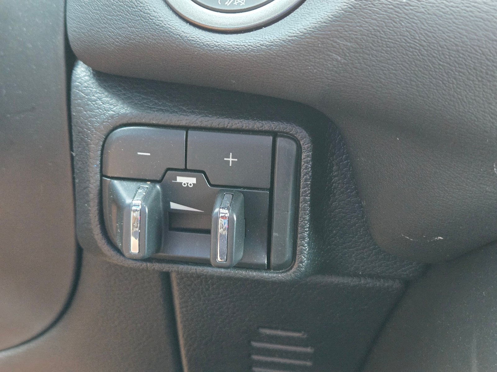Used 2022 Dodge Durango Citadel RWD image 30