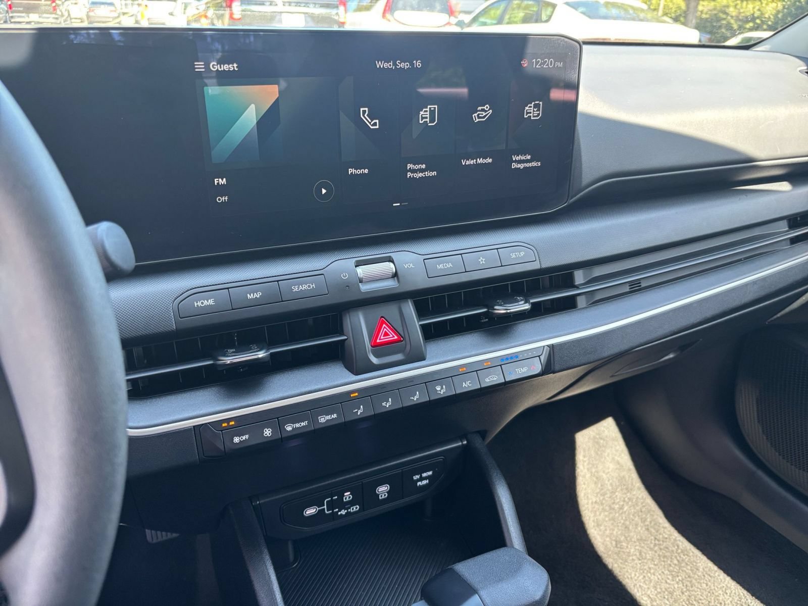 Used 2026 Kia K4 FWD image 16
