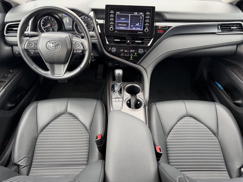 Used 2024 Toyota Camry SE FWD image 13