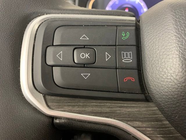 Used 2024 Jeep Wagoneer Series II w/ Flexible Seating Group image 18