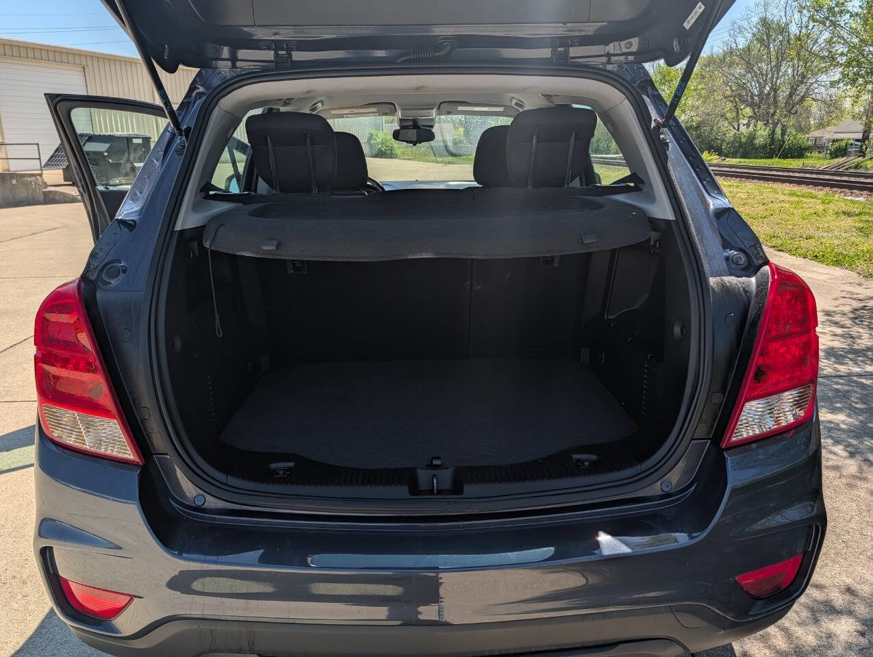 Used 2018 Chevrolet Trax LS image 5