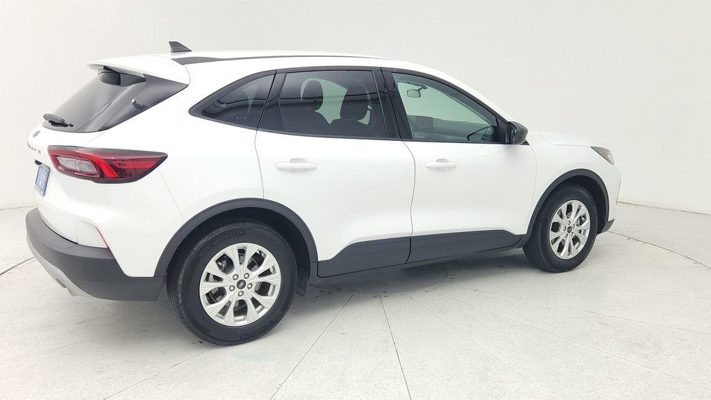 Used 2025 Ford Escape Active FWD image 7