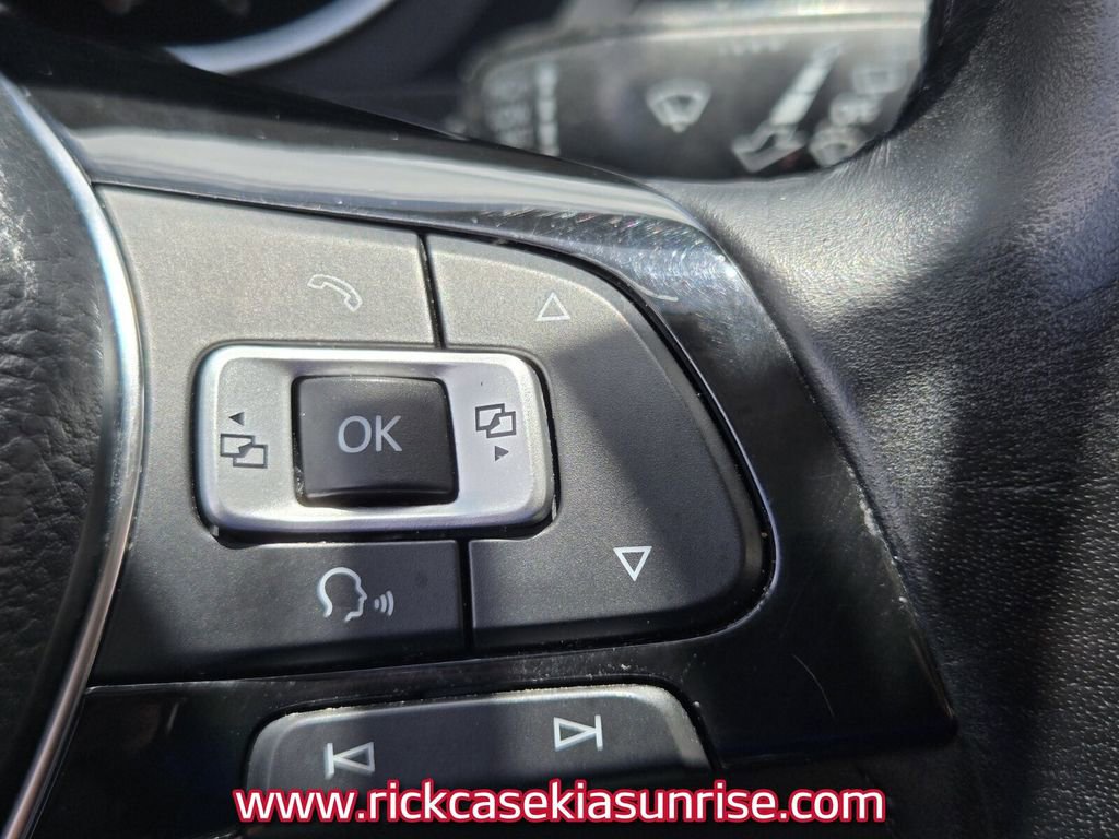Used 2018 Volkswagen Tiguan SE FWD image 27