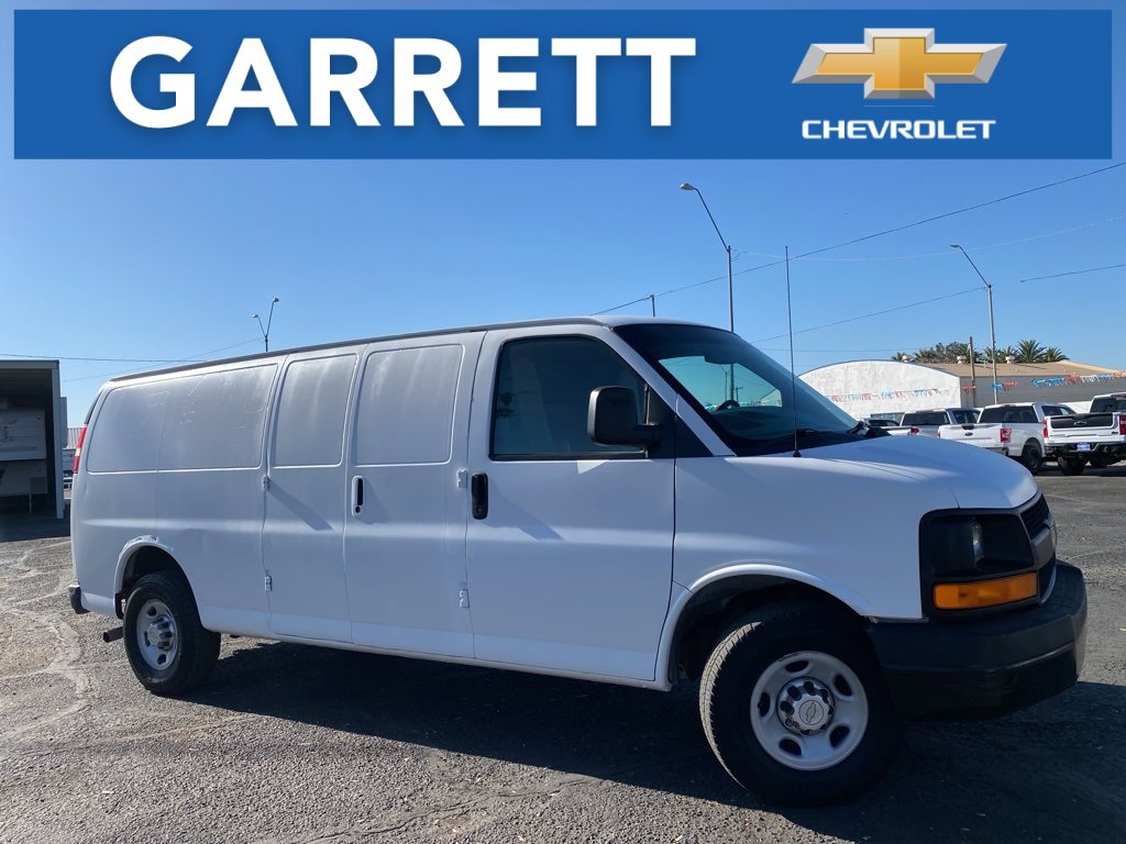 Used 2011 Chevrolet Express 2500 Extended image 1