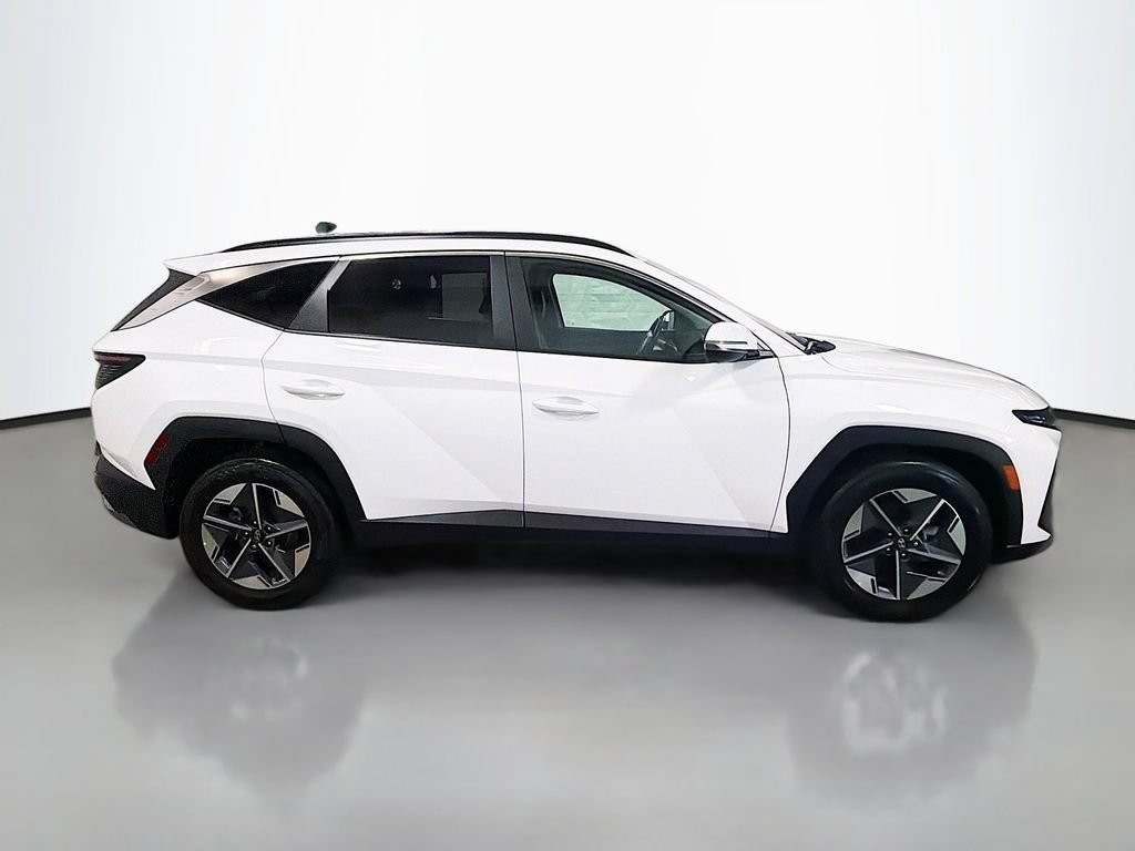 Used 2025 Hyundai Tucson SEL FWD image 10