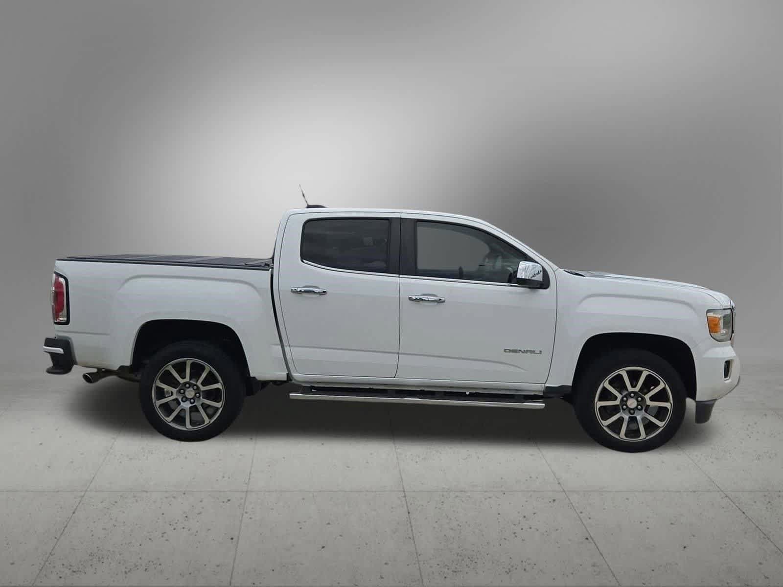 Used 2018 GMC Canyon Denali RWD image 7