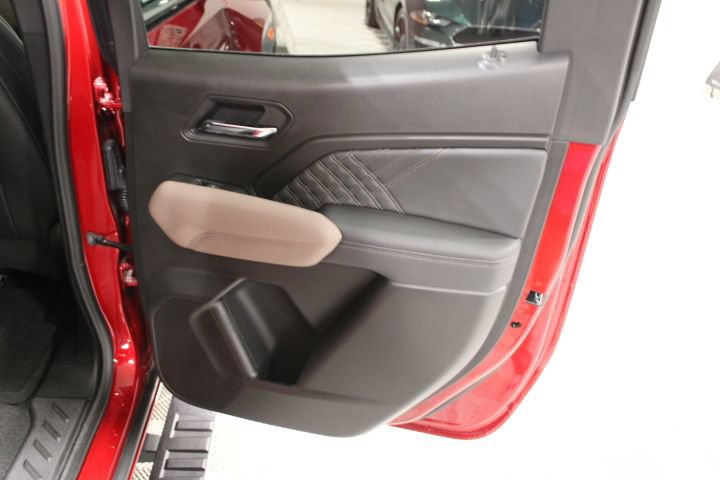 New 2026 GMC Canyon Denali AWD/4WD image 30