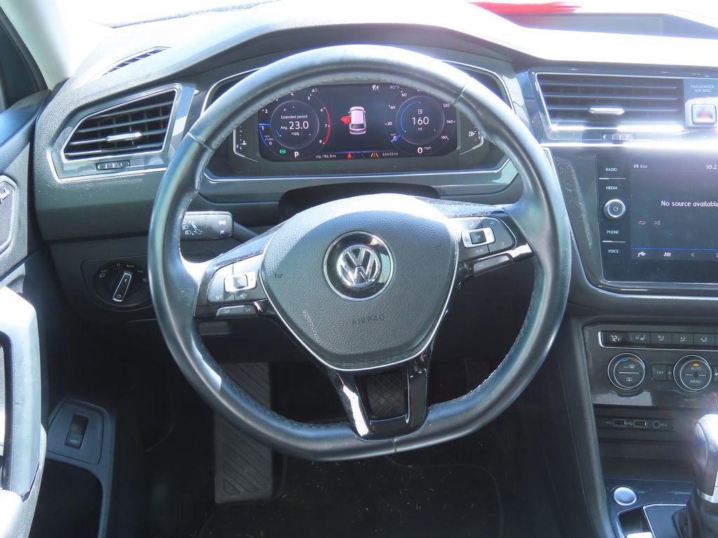 Used 2019 Volkswagen Tiguan SEL Premium AWD/4WD image 6