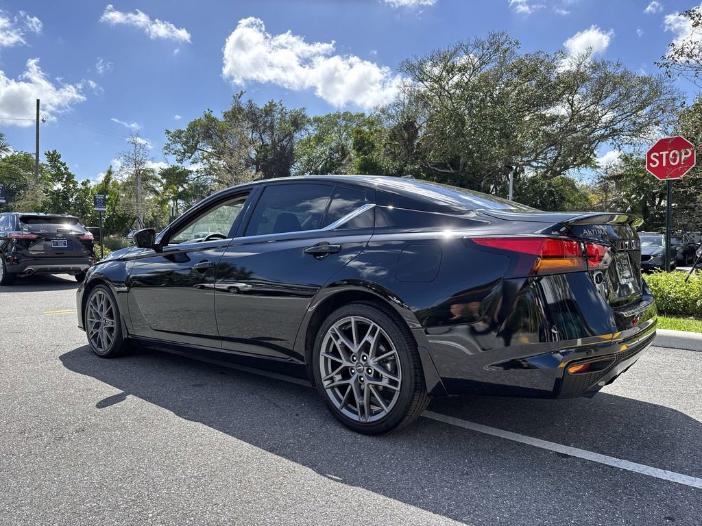 Used 2023 Nissan Altima 2.0 SR image 27