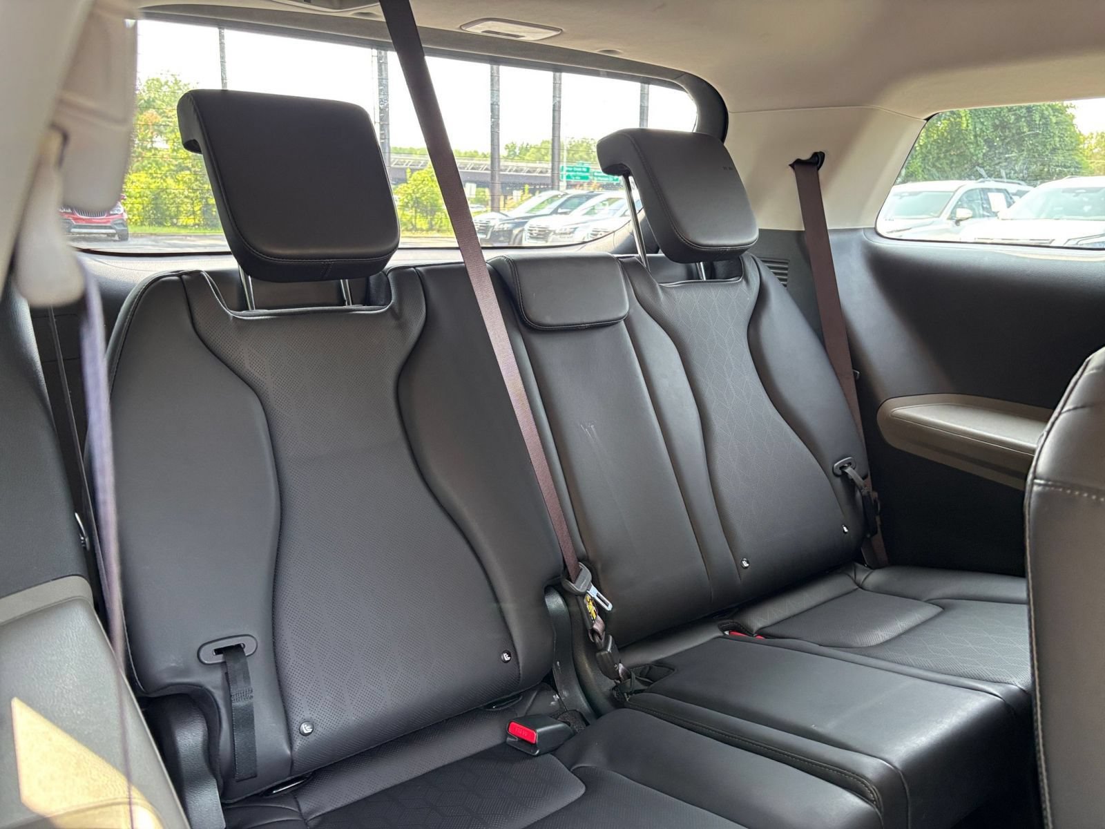 Used 2026 Kia Carnival FWD image 30