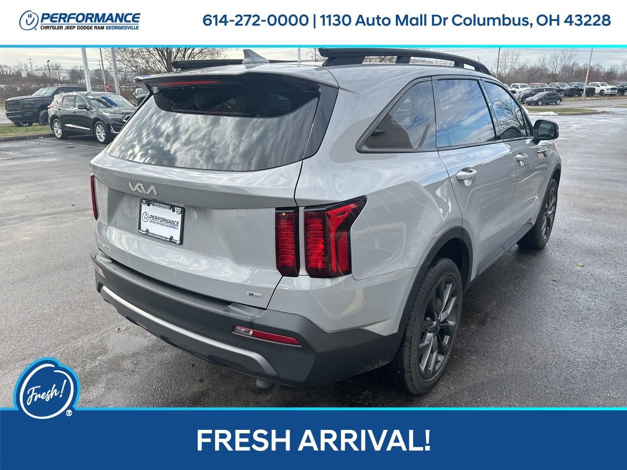 Used 2023 Kia Sorento X-Line EX image 4