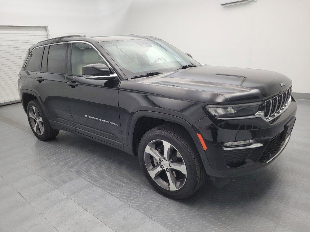 Used 2024 Jeep Grand Cherokee Limited 4xe w/ Luxury Tech Group II AWD/4WD image 11