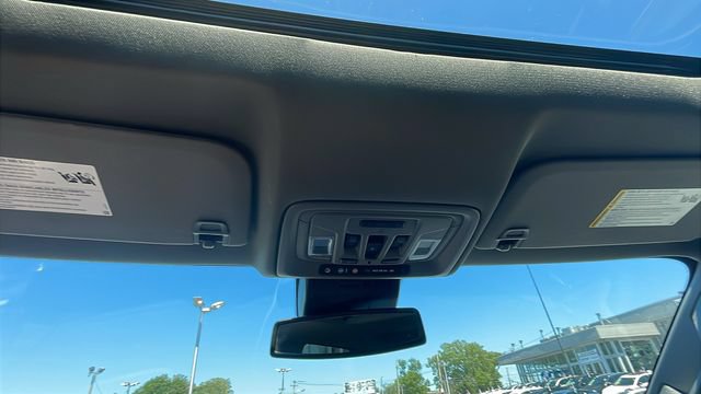 Used 2023 GMC Sierra 1500 Denali AWD/4WD image 12