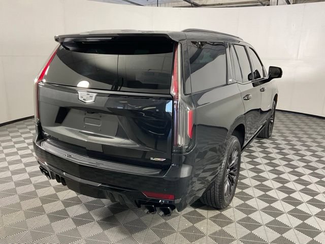 Used 2024 Cadillac Escalade V w/ LPO, ONYX Package AWD/4WD image 5