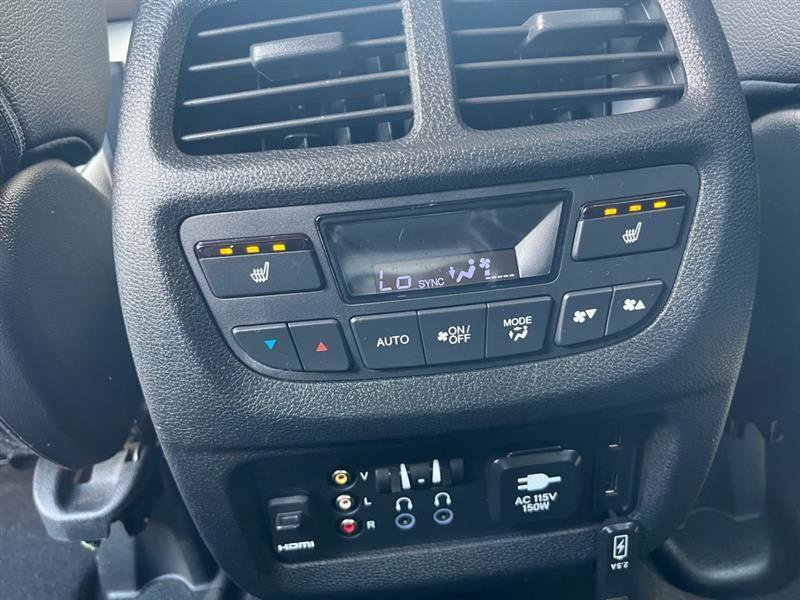 Used 2016 Honda Pilot Elite image 23