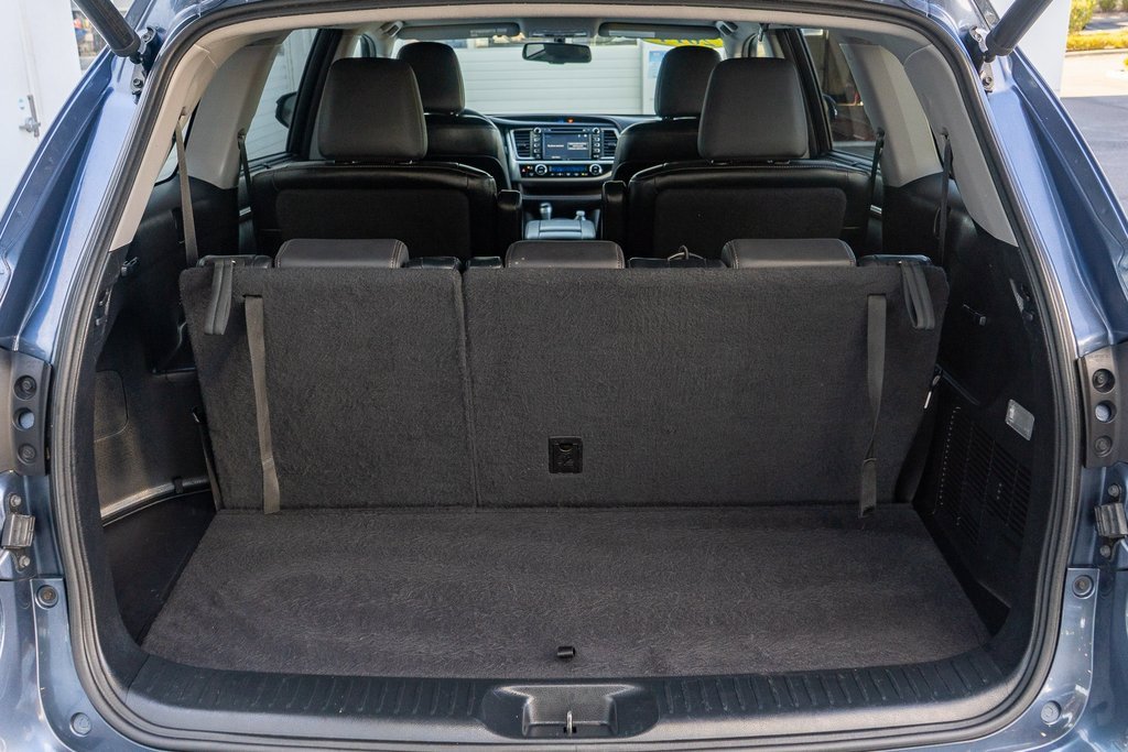 Used 2014 Toyota Highlander Limited image 19