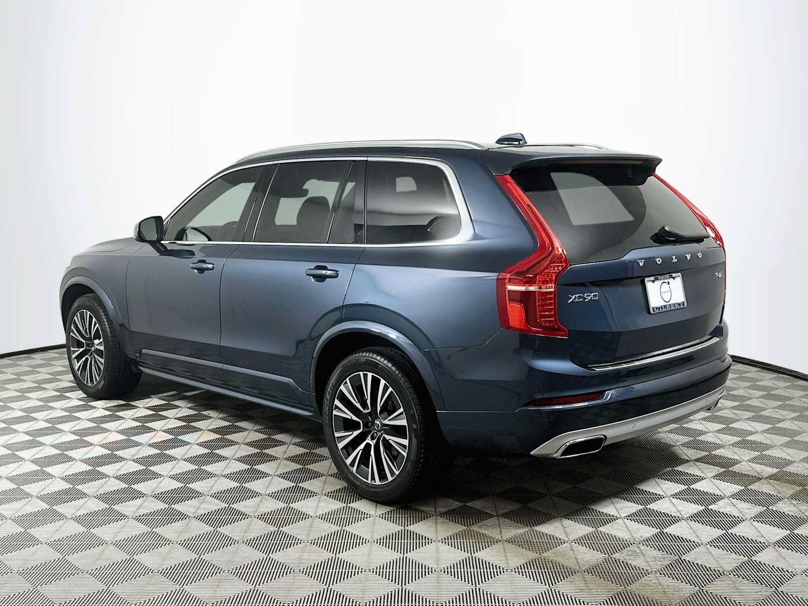 Used 2021 Volvo XC90 T6 Momentum w/ Advanced Package AWD/4WD image 5