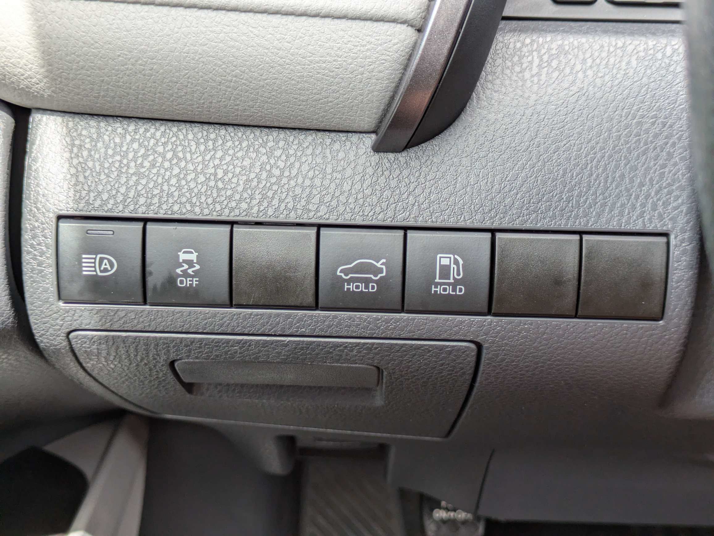 Used 2024 Toyota Camry LE w/ Convenience Package FWD image 33