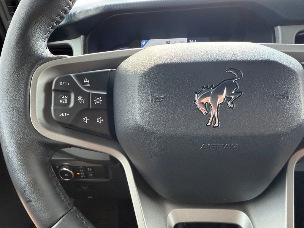Used 2024 Ford Bronco Outer Banks image 27