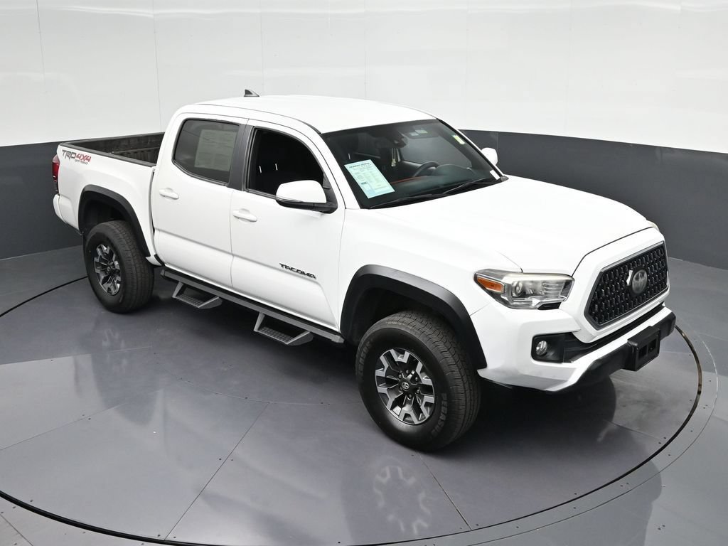 Used 2018 Toyota Tacoma TRD Off-Road w/ Technology Package AWD/4WD image 24