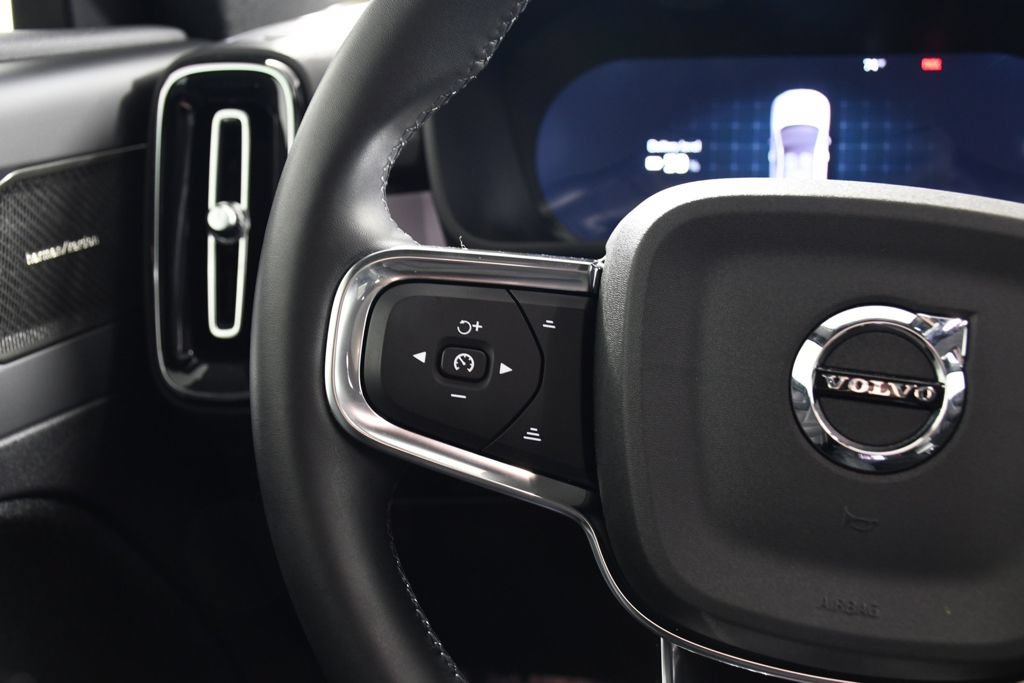 Used 2024 Volvo C40 P8 Recharge Ultimate w/ Protection Package Premier AWD/4WD image 29