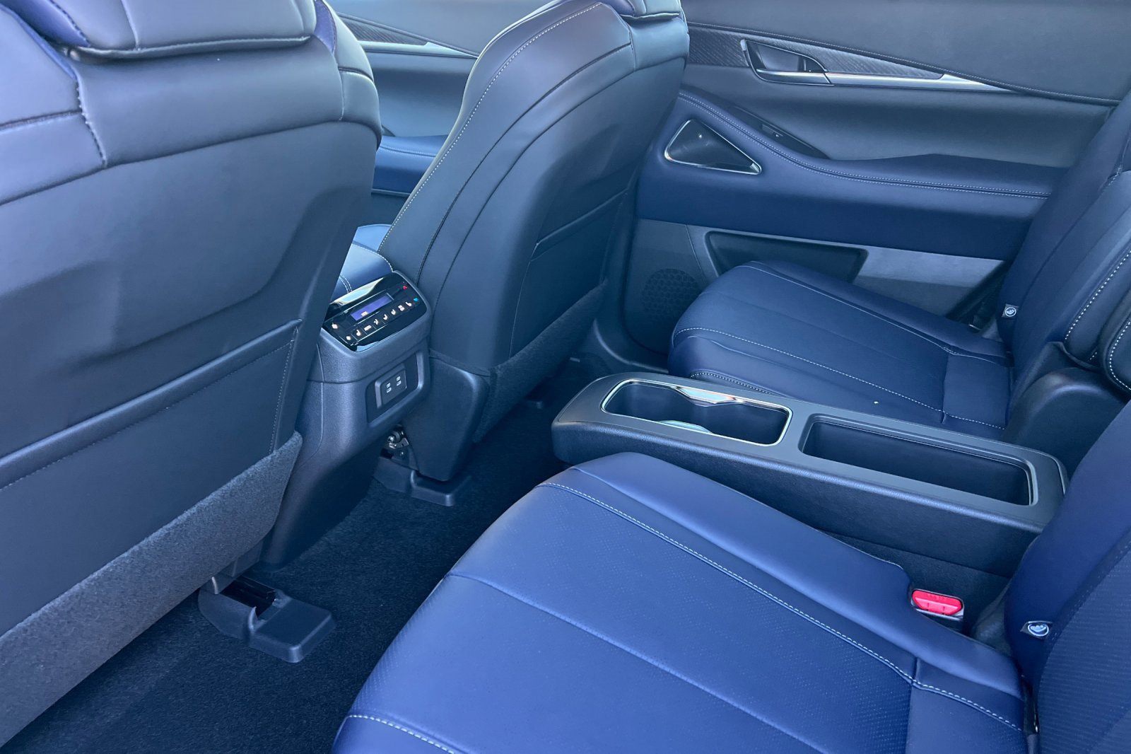 New 2026 INFINITI QX60 Sport image 12