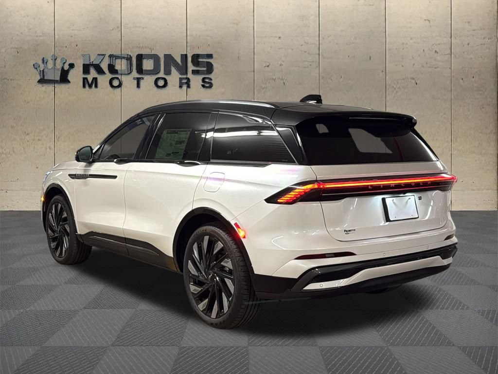 New 2026 Lincoln Nautilus Reserve AWD/4WD image 3
