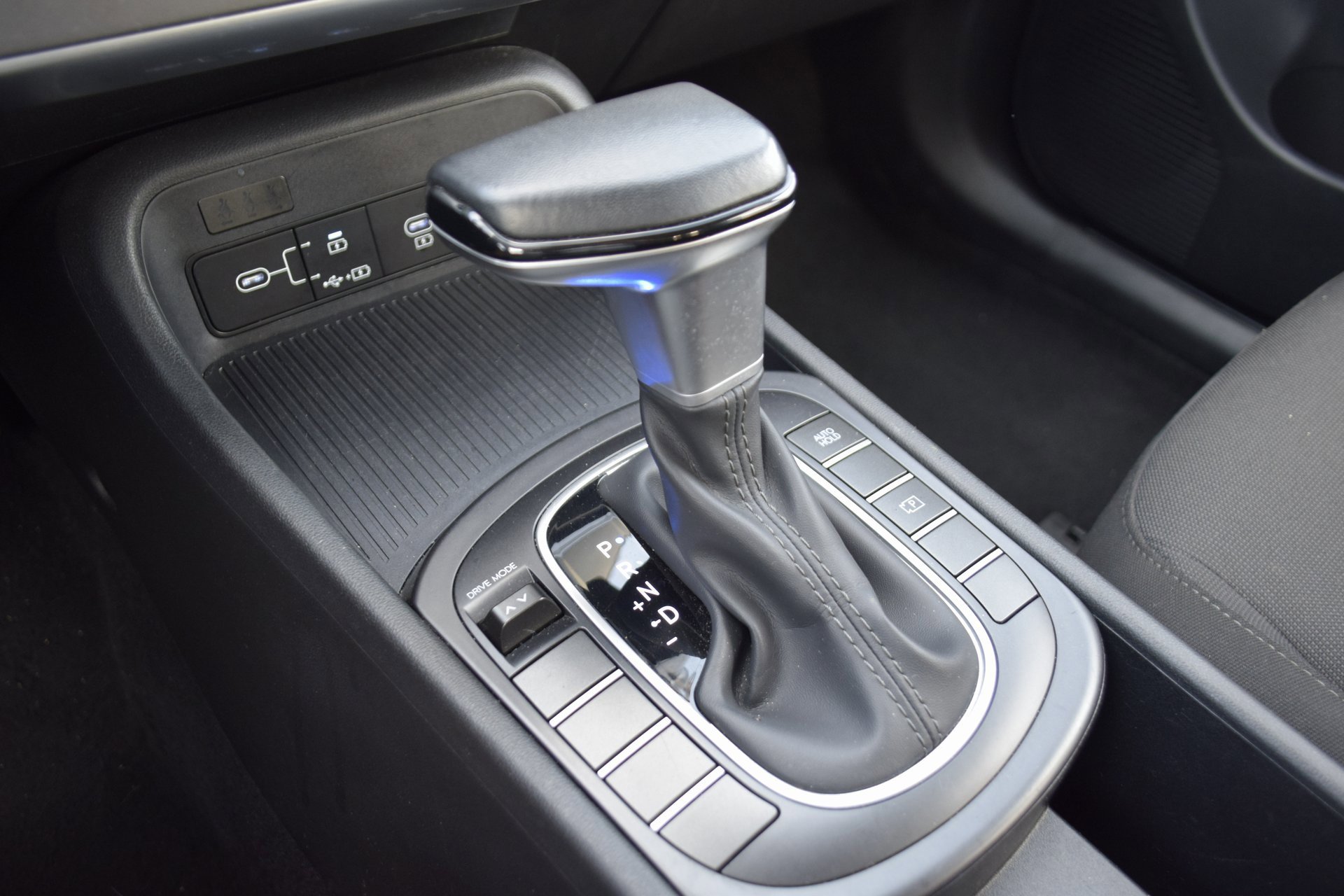 Used 2024 Hyundai Kona SEL image 15