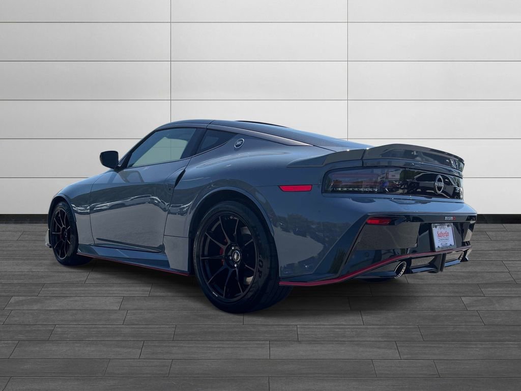 Used 2024 Nissan Z NISMO w/ Floor Mat Package RWD image 5