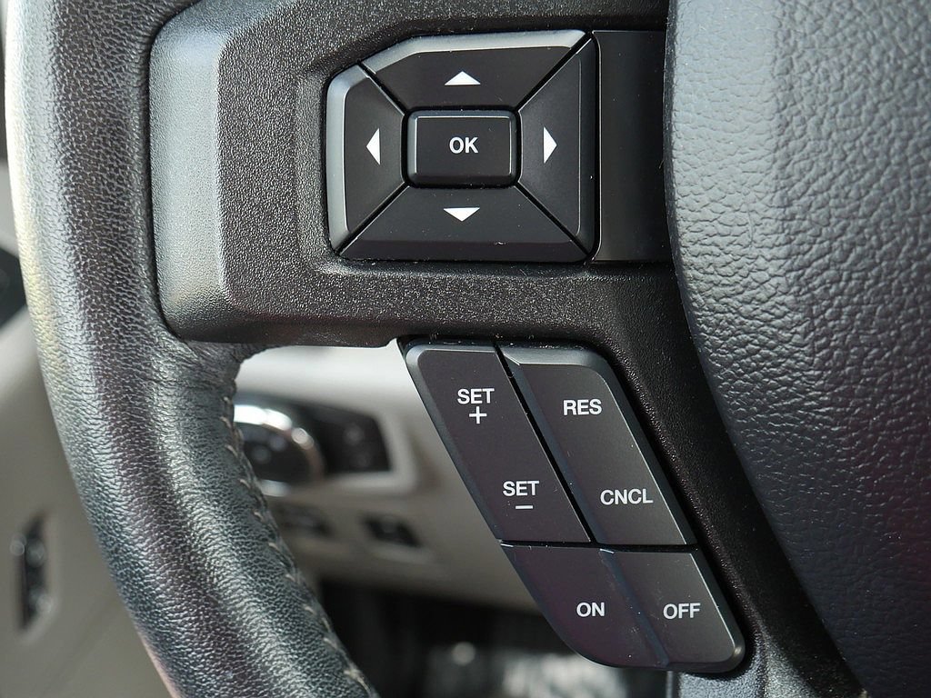 Used 2020 Ford F150 XLT w/ Equipment Group 302A Luxury AWD/4WD image 33