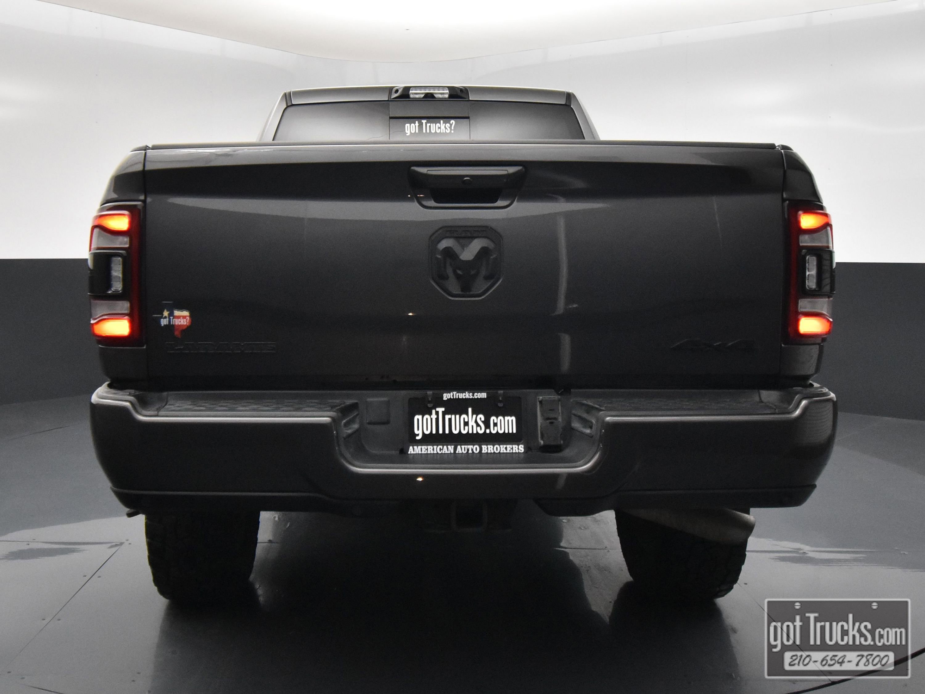 Used 2023 RAM 2500 Laramie w/ Night Edition AWD/4WD image 6