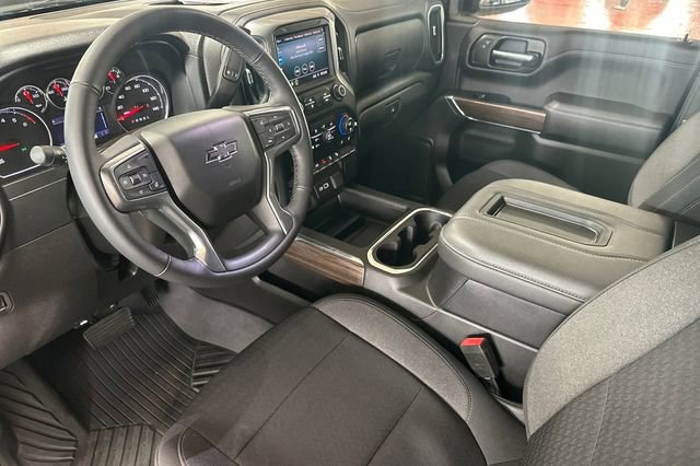 Used 2022 Chevrolet Silverado 1500 LT Trail Boss w/ Safety Package image 11
