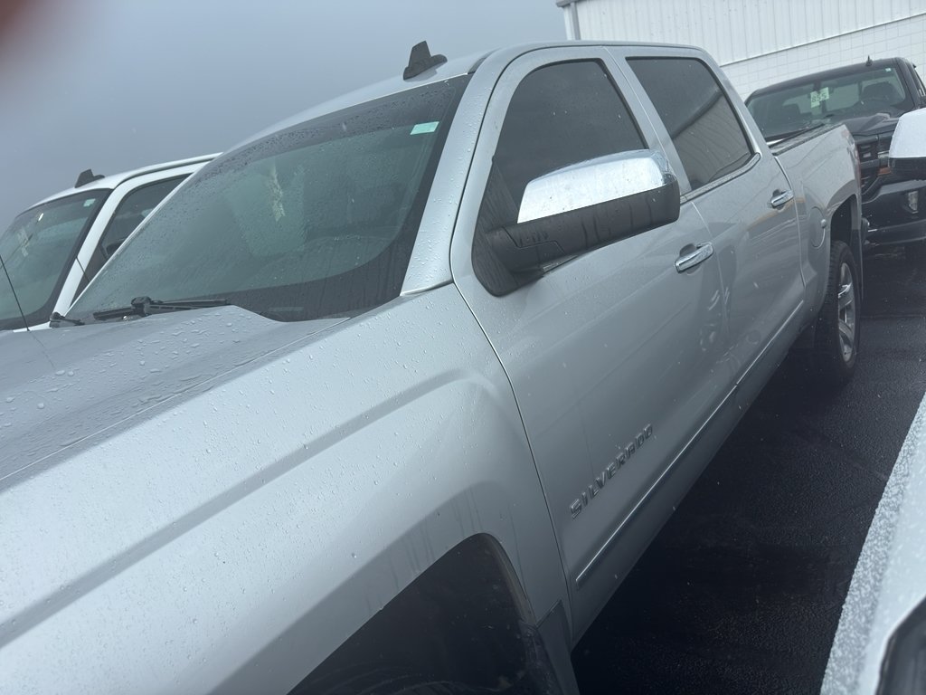 Used 2017 Chevrolet Silverado 1500 LTZ w/ Sport Package AWD/4WD image 4