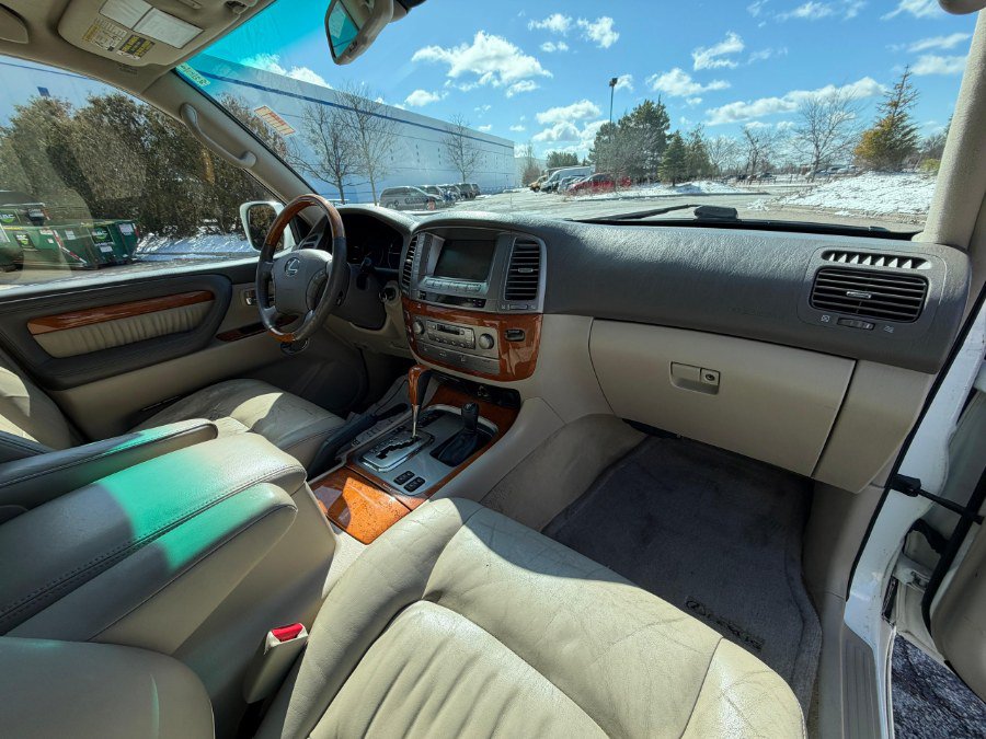 Used 2006 Lexus LX 470 4WD image 17