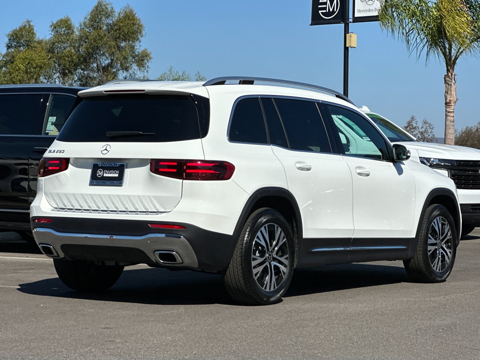 Used 2026 Mercedes-Benz GLB 250 image 3