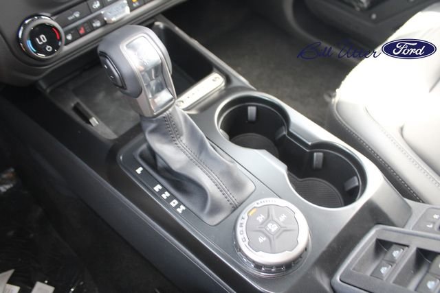 New 2025 Ford Bronco Outer Banks AWD/4WD image 13