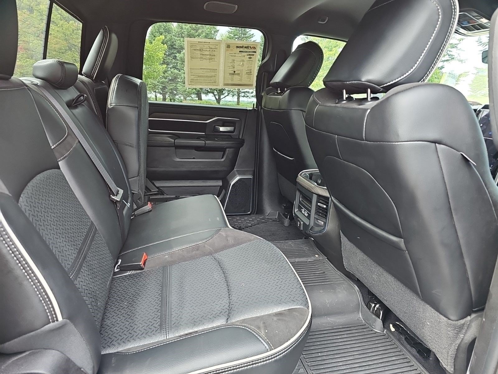 Used 2025 RAM 2500 Laramie AWD/4WD image 15