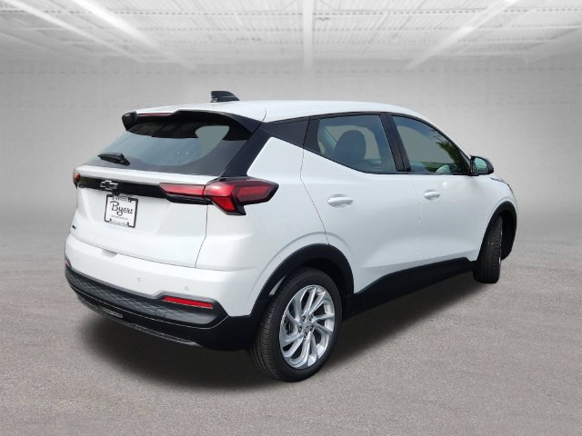 New 2027 Chevrolet Bolt LT w/ Comfort Package FWD image 7