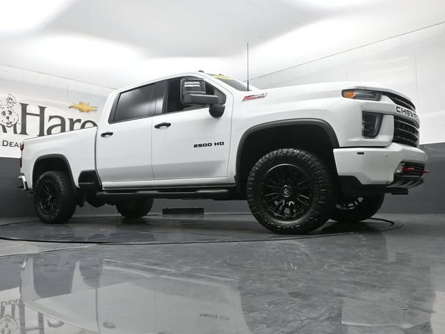 Used 2021 Chevrolet Silverado 2500 LTZ w/ LTZ Plus Package AWD/4WD image 2