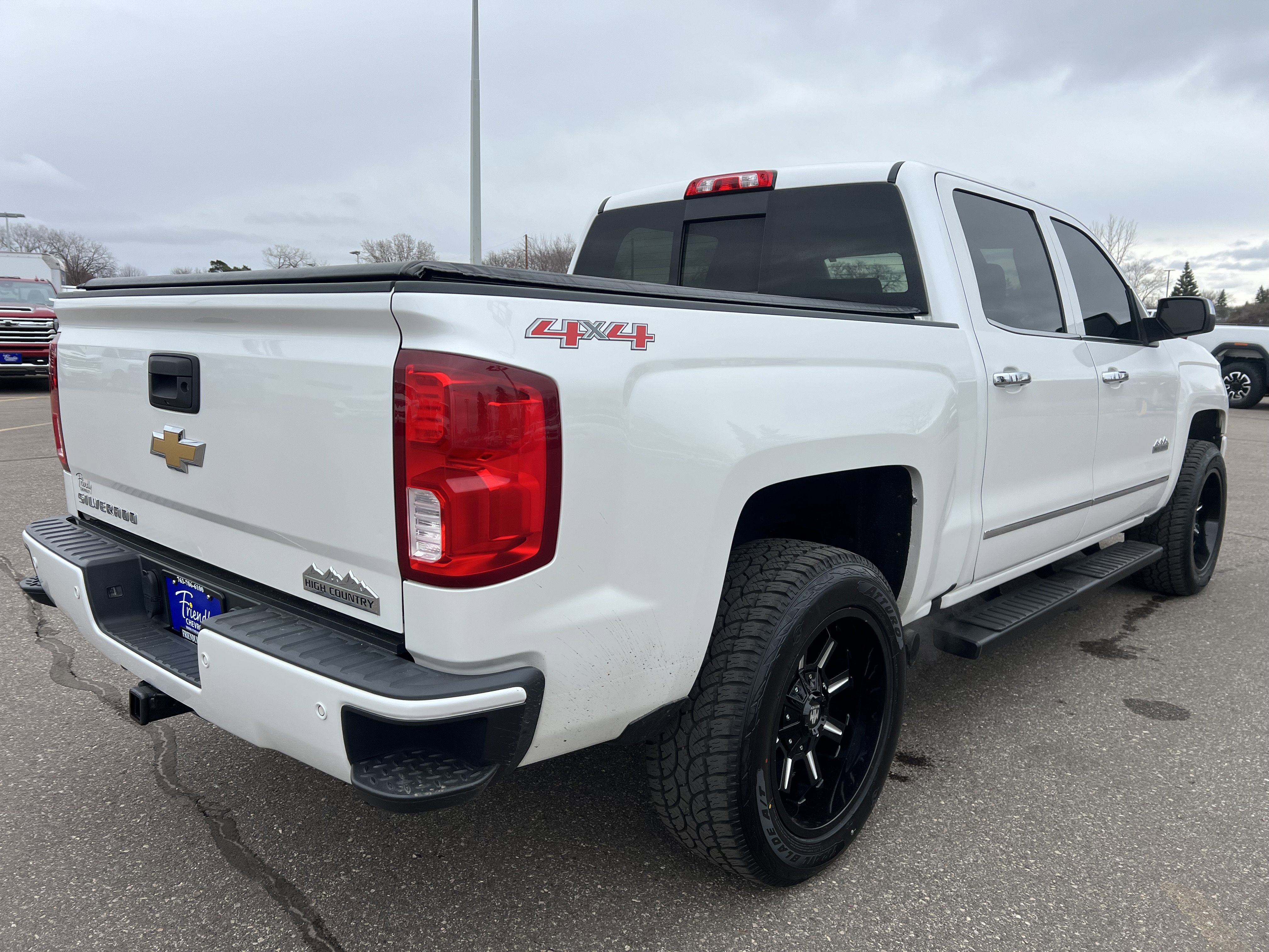 Used 2017 Chevrolet Silverado 1500 High Country image 8