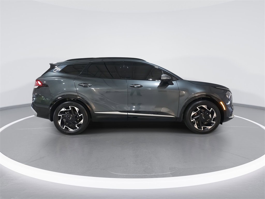 Used 2025 Kia Sportage SX image 9