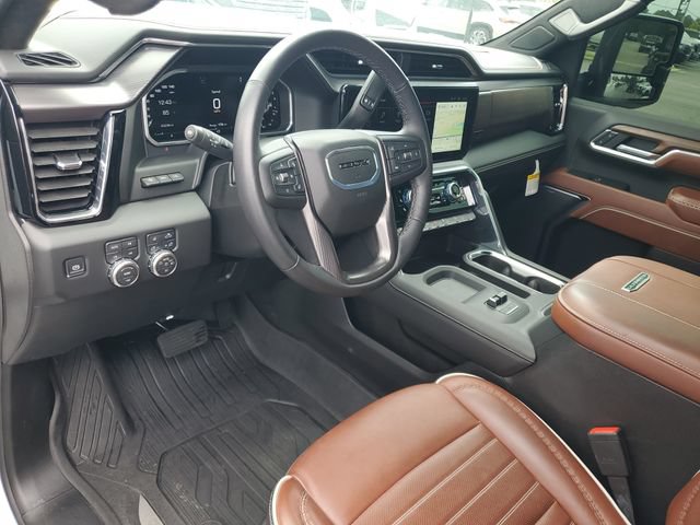 Used 2026 GMC Sierra 2500 Denali Ultimate AWD/4WD image 6